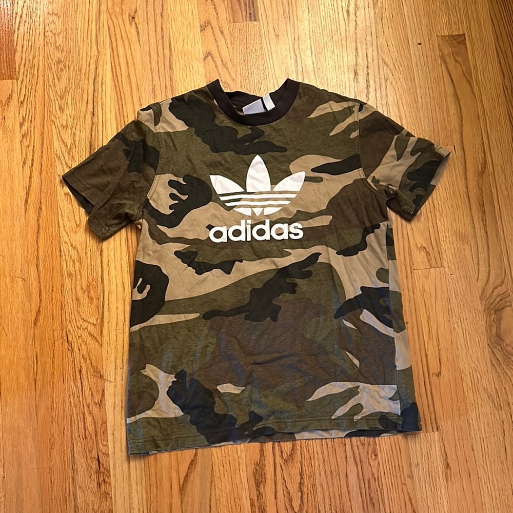 Adidas tshirt